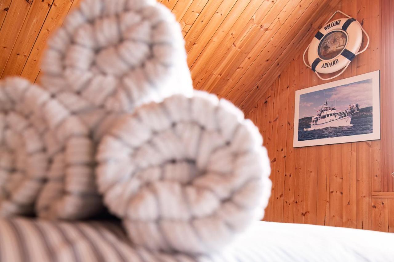 Bed & Cafe Petit Papillon Bed & Breakfast Grandes Bergeronnes Bagian luar foto