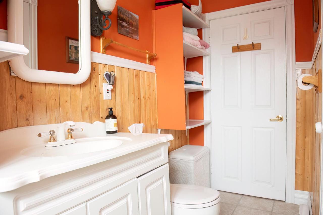 Bed & Cafe Petit Papillon Bed & Breakfast Grandes Bergeronnes Bagian luar foto